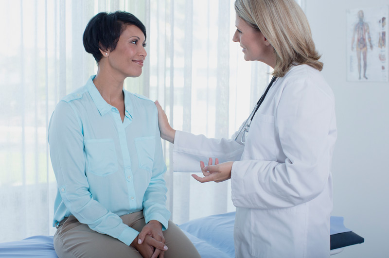Doctor-reassuring-patient-about-treatment-for-vesicovaginal-fistula
