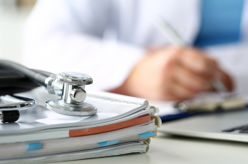 Doctor-preparing-diagnosis-and-ureteral-and-ureteropelvic-junction-(UPJ)-treatment